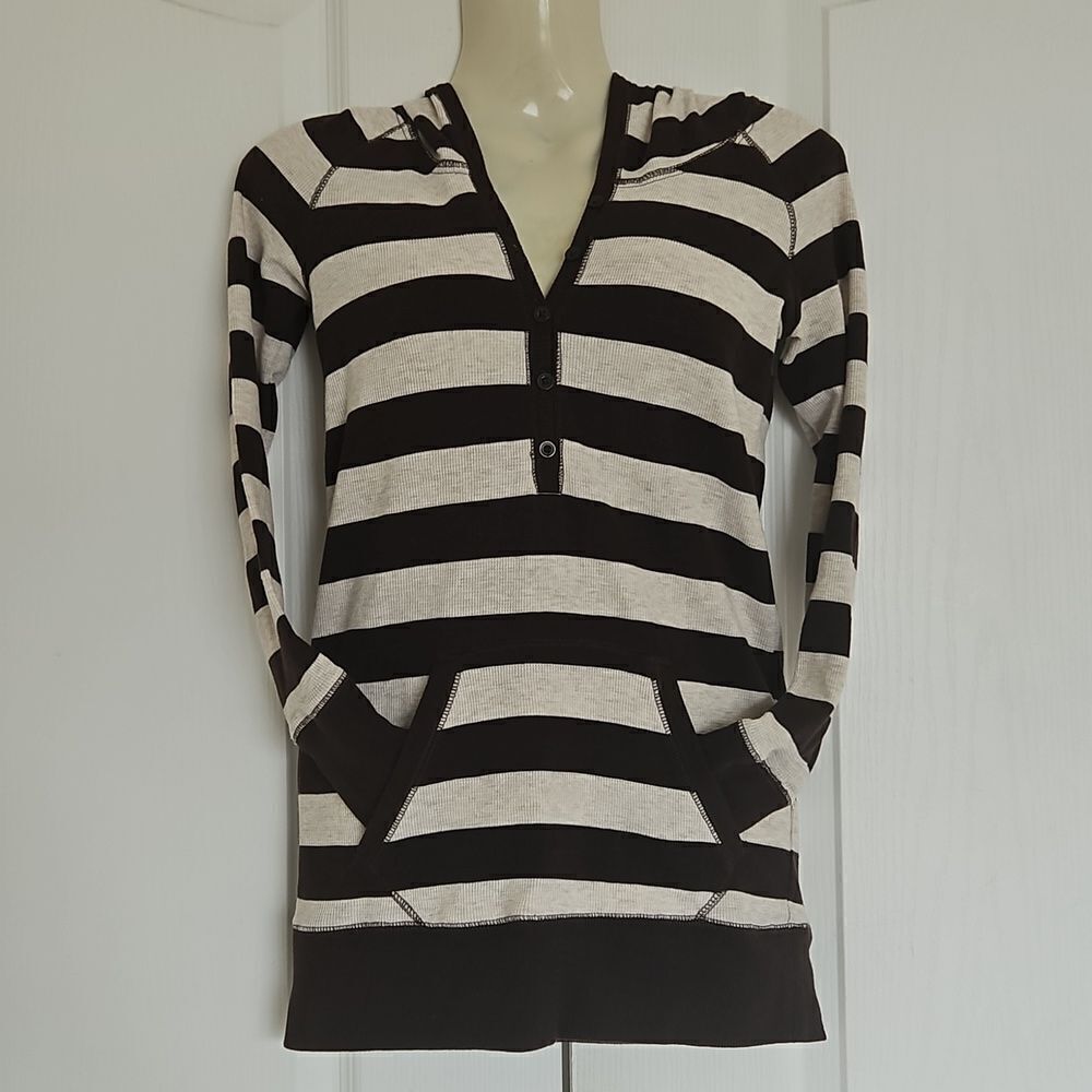 Gap Kids Hoodie Long Sleeves Sweater With Kangaroo Pockets Size 8 Brown/ Cream